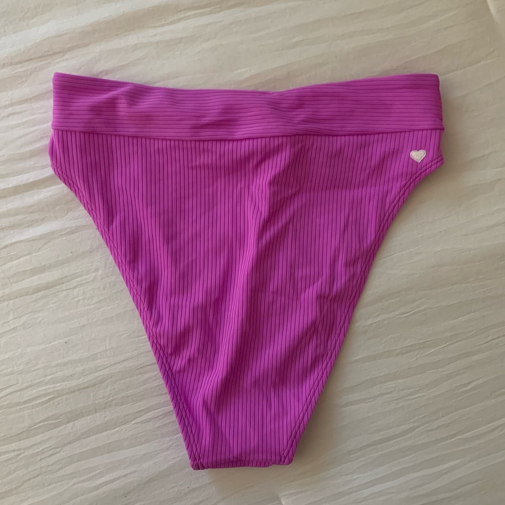 Stoney Clover 2 piece bikini - Picture 5 of 5